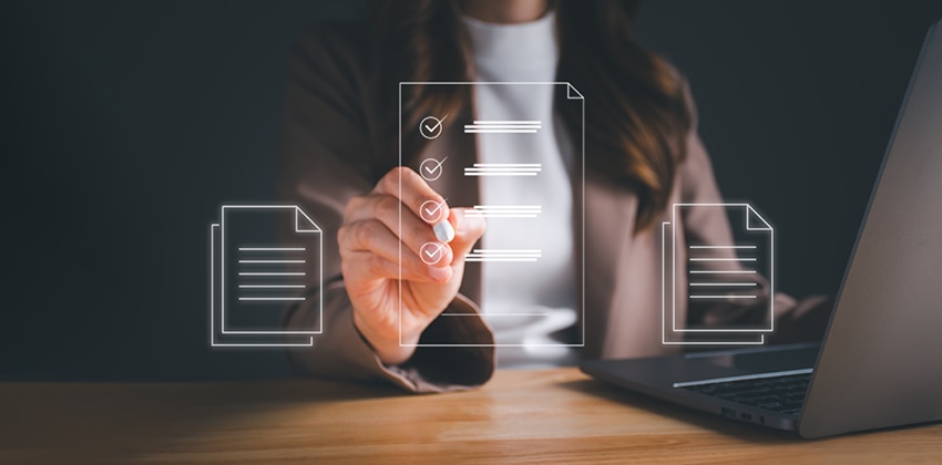 Boeing computer-based pilot training user reviewing checklist